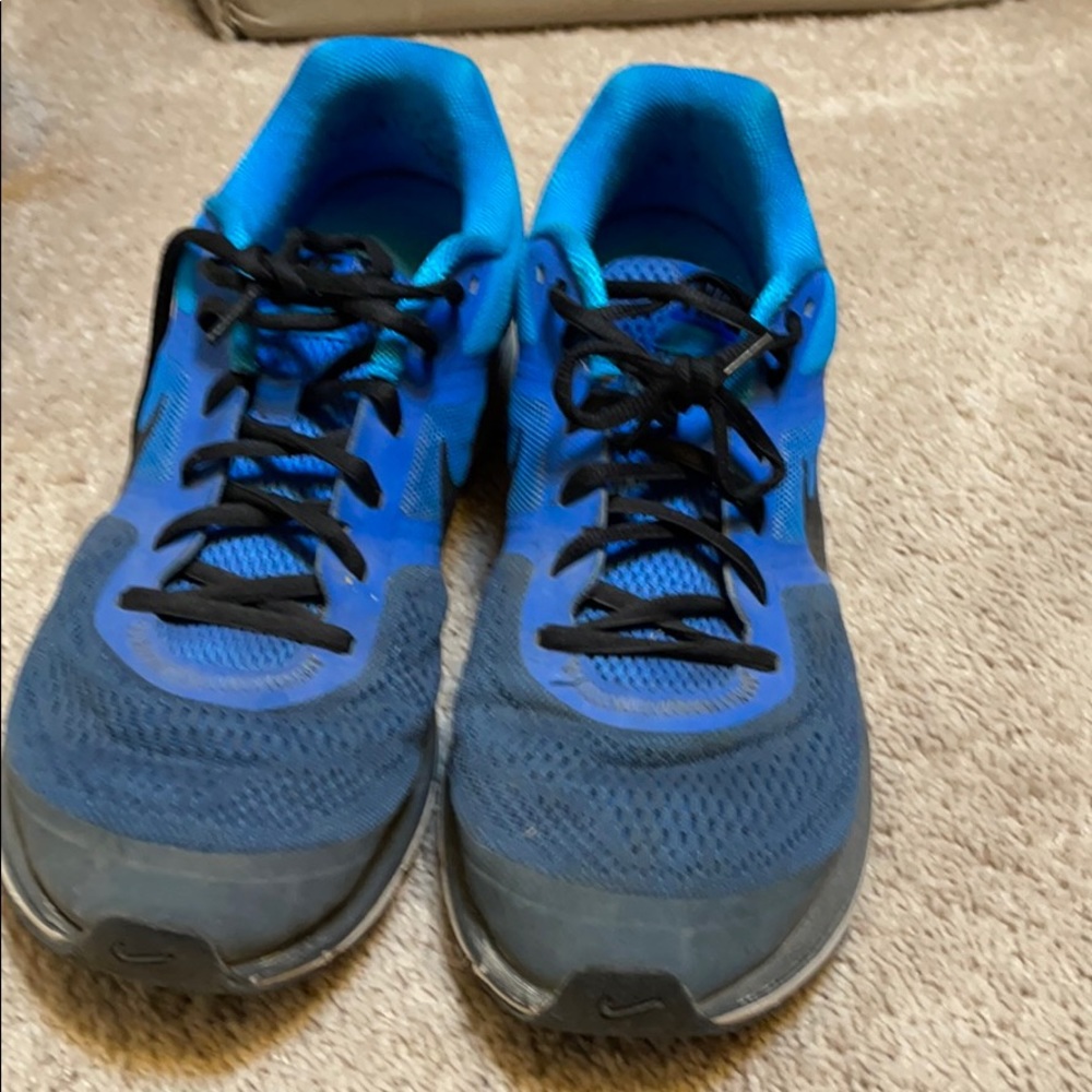 Nike Pegasus 30 kicks